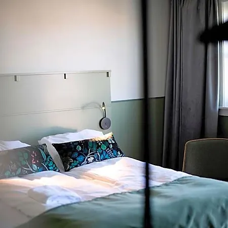 Hotell Utstein Kloster 3*